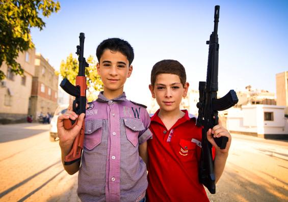 Детское оружие: за и против