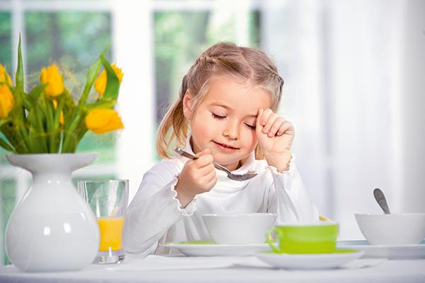 Пищевое отравление у ребенка: симптомы, лечение, профилактика