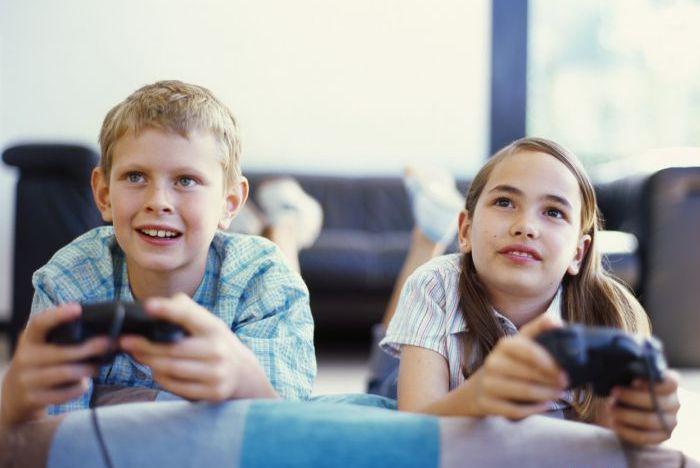 В какие компьютерные игры детям играть можно?