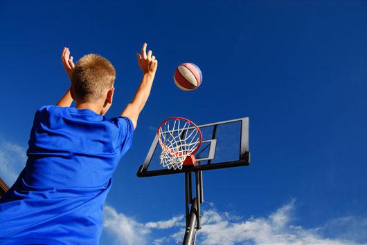 Баскетбол для детей: польза и противопоказания