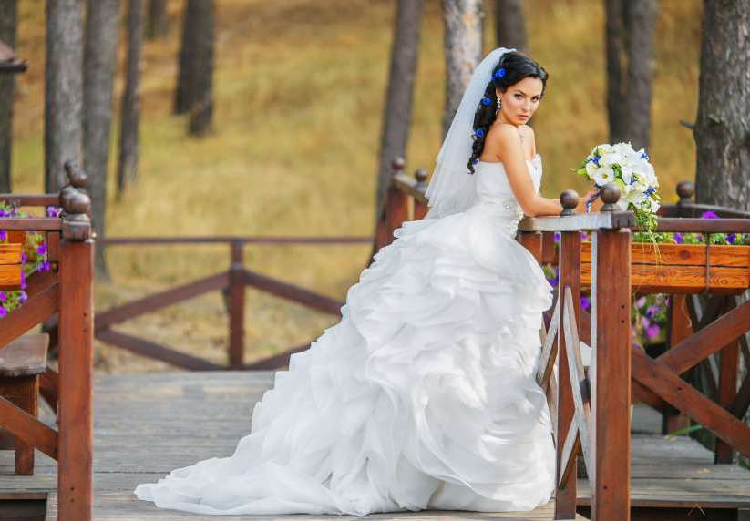 Как быстро продать свадебное платье