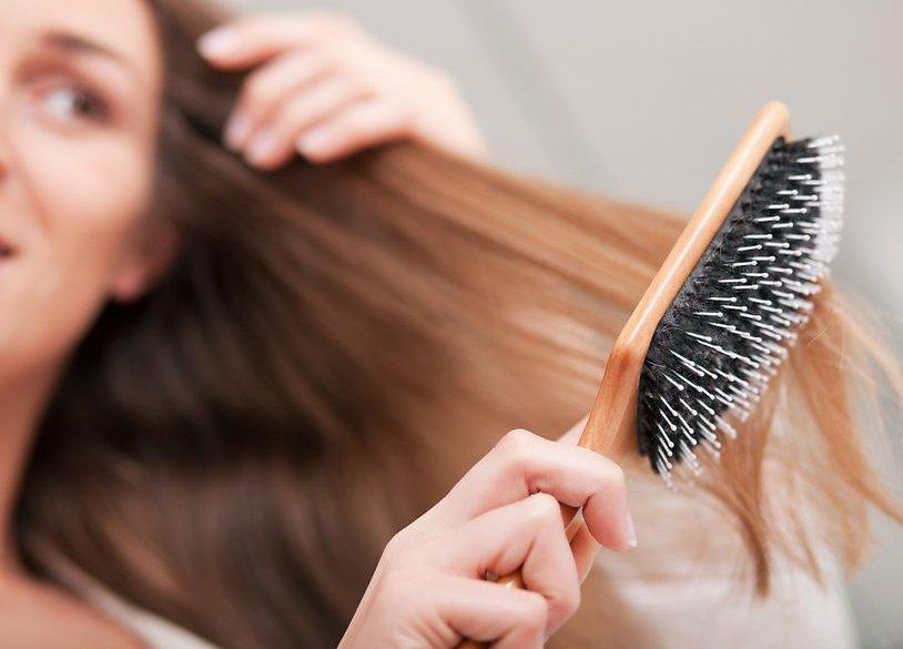 Как правильно выбрать расческу для волос
