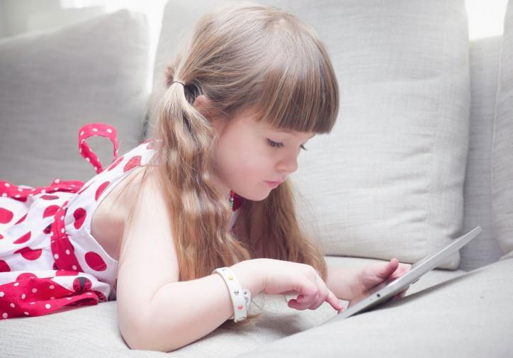 Влияние интернета на ребенка: плюсы и минусы