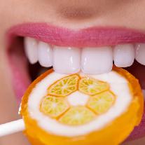 Фторирование зубов: особенности процедуры, плюсы и минусы