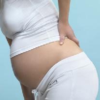 Как справиться с болями в спине при беременности