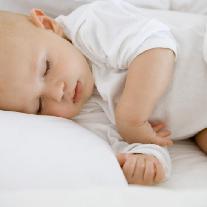 Скільки спить малюк. Причини поганого сну немовлят