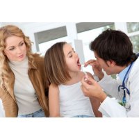 Стоматит у детей: причины, симптомы, лечение