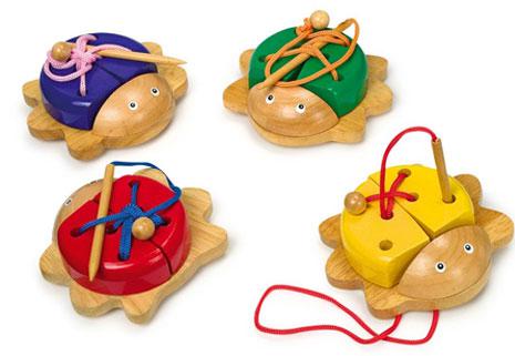 Игрушки для развития мелкой моторики рук ребенка Игрушки-шнуровки