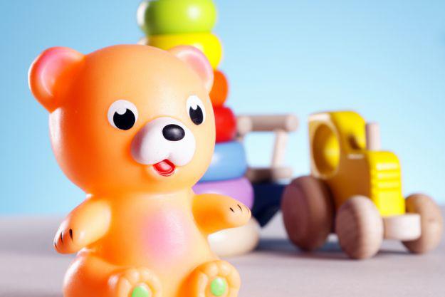 Как выбрать безопасные игрушки для ребенка