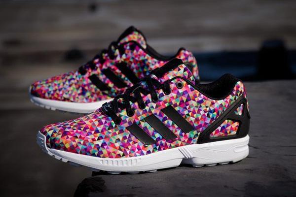 Особенности кроссовок Adidas ZX Flux
