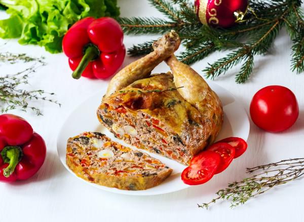Как правильно приготовить фаршированную курицу