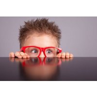 Детская застенчивость: причины и следствие