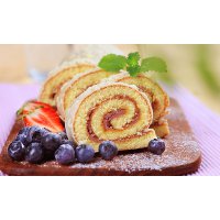 Домашний бисквитный рулет: секреты приготовления
