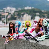 Где делают оригинальные куклы Monster High